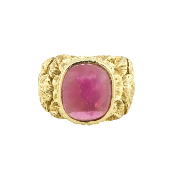 18k Yellow Gold Engraved Flower Pattern Ring With Oval Cut Tourmaline