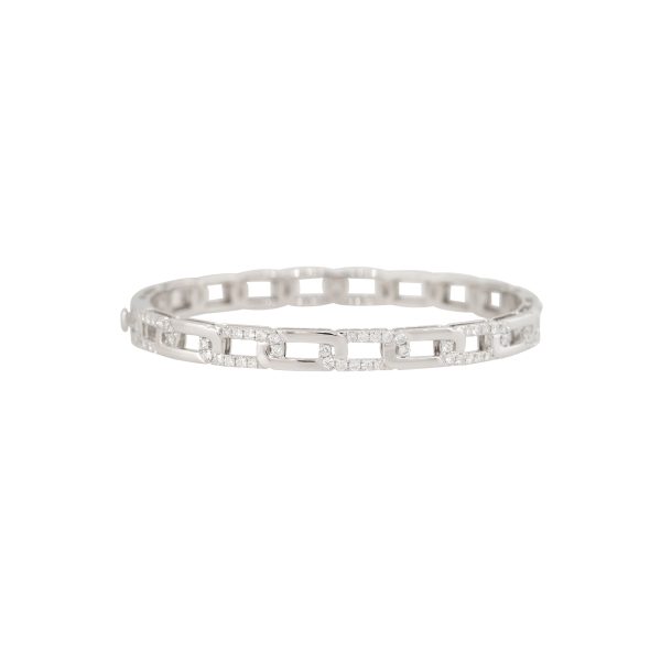 18k White Gold 1.05ctw Pave Diamond Interlocking Link-Style Bangle Bracelet