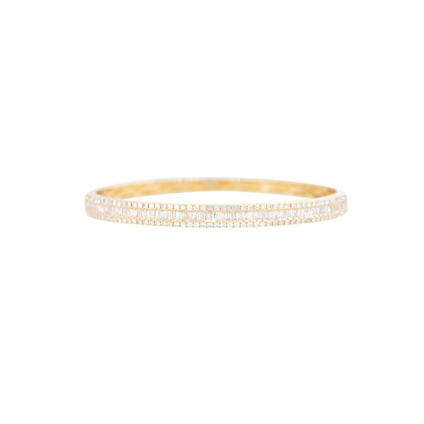 18k Yellow Gold 2.42ctw Round Brilliant & Baguette Cut Diamond Bangle Bracelet