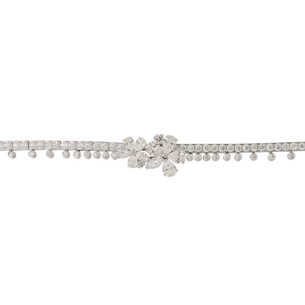 Graff 18k White Gold Natural 7.50 Carat Diamond Carissa Bracelet