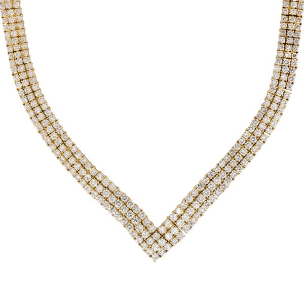 18k Yellow Gold 29.5ctw Round Brilliant Cut Diamond "V" Necklace